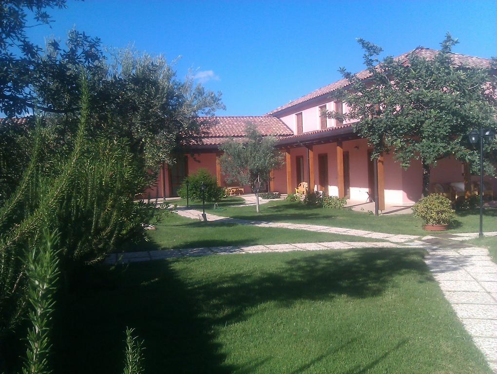 La Corte Dei Rei Aparthotel Castiadas Exterior photo